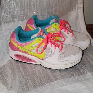 Nike Air max retro styling 80s vibe